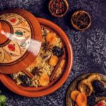 طاجن لحم بالبرقوق واللوز