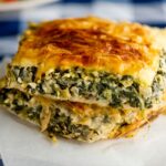 فطائر سبانخ مع الجبنة